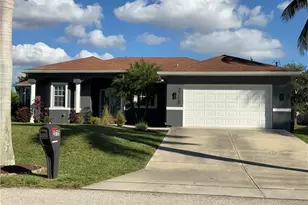 2715 SW 2nd Pl, Cape Coral, FL 33914 - Photo 2