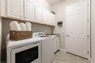 17414 Elkgrove Ln, Estero, FL 33928 - Photo 34