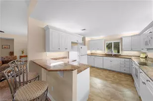 770 Waterford Dr, Naples, FL 34113 - Photo 10