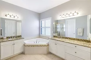 3224 Pacific Dr, Naples, FL 34119 - Photo 18