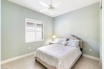 3224 Pacific Dr, Naples, FL 34119 - Photo 20
