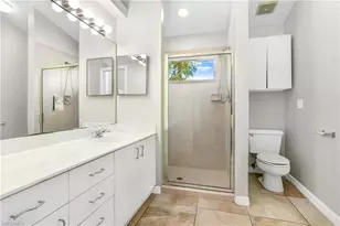 6721 Sloane Pl, Naples, FL 34104 - Photo 16