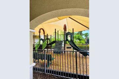 13783 Luna Dr, Naples, FL 34109 - Photo 16