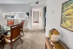 5955 Bloomfield Cir, Naples, FL 34112 - Photo 8