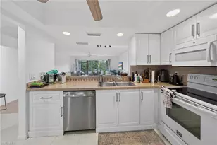 823 Meadowland Dr, Naples, FL 34108 - Photo 6