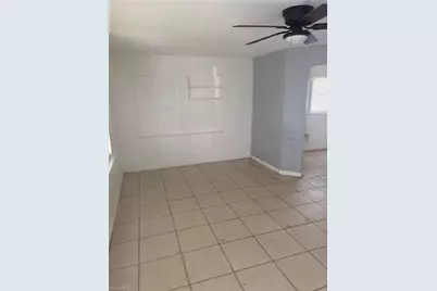 31 Andora St, Lehigh Acres, FL 33936 - Photo 2