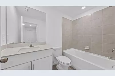 17525 Paradiso Way, North Fort Myers, FL 33917 - Photo 8