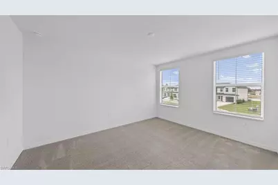 17525 Paradiso Way, North Fort Myers, FL 33917 - Photo 6