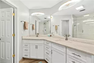 9101 Vanderbilt Dr, Naples, FL 34108 - Photo 14