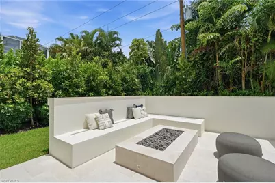 636 Fountainhead Ln, Naples, FL 34103 - Photo 48