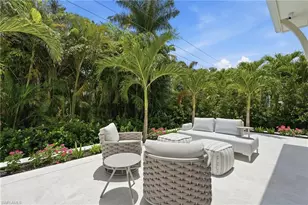 636 Fountainhead Ln, Naples, FL 34103 - Photo 46