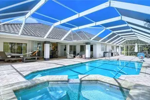 196 Palmetto Dunes Cir, Naples, FL 34113 - Photo 2