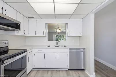 2828 Jackson St #F3, Fort Myers, FL 33901 - Photo 8