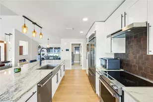 336 Oak Ave, Naples, FL 34108 - Photo 12