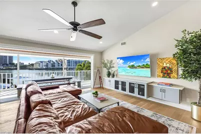 336 Oak Ave, Naples, FL 34108 - Photo 6