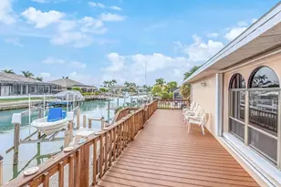 851 Perrine Ct, Marco Island, FL 34145 - Photo 2