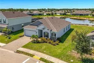 8792 Cascade Price Cir, North Fort Myers, FL 33917 - Photo 32