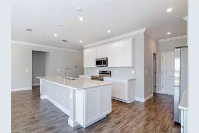 8792 Cascade Price Cir, North Fort Myers, FL 33917 - Photo 8