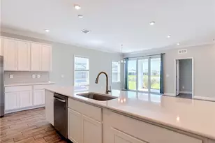 8792 Cascade Price Cir, North Fort Myers, FL 33917 - Photo 10