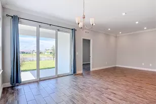 8792 Cascade Price Cir, North Fort Myers, FL 33917 - Photo 12