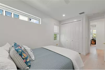 1794 Holiday Ln, Naples, FL 34104 - Photo 16