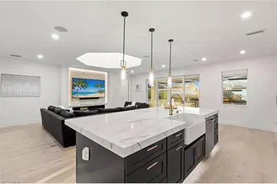 1794 Holiday Ln, Naples, FL 34104 - Photo 10