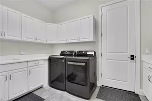 9630 Campanile Cir, Naples, FL 34114 - Photo 26