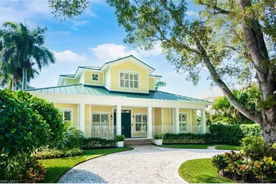 362 2nd Ave N, Naples, FL 34102 - Photo 2
