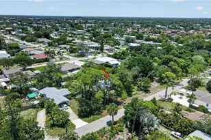 9044 Somerset Ln, Bonita Springs, FL 34135 - Photo 44