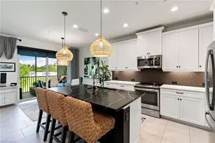 2567 Seychelles Dr, Naples, FL 34112 - Photo 2