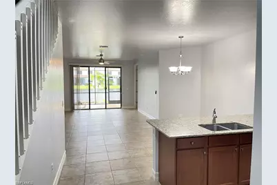 7818 Bristol Cir, Naples, FL 34120 - Photo 2