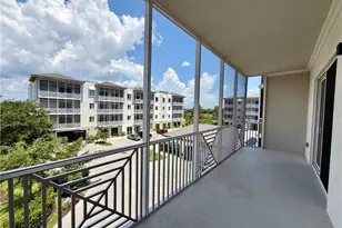 26589 Rosewood Pointe Dr, Bonita Springs, FL 34135 - Photo 8
