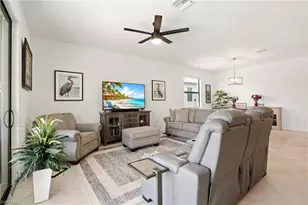14641 Palamos Cir, Fort Myers, FL 33905 - Photo 6
