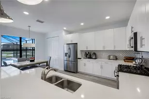4500 Aurora St, Naples, FL 34119 - Photo 12