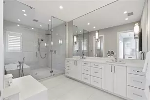 888 10th Ave S, Naples, FL 34102 - Photo 24