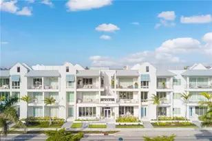 201 8th St S, Naples, FL 34102 - Photo 4