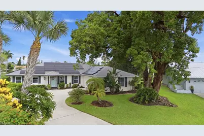24708 Carnoustie Ct, Bonita Springs, FL 34135 - Photo 4