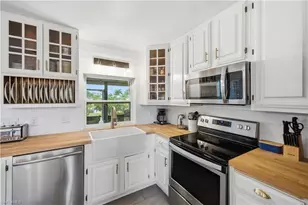 24708 Carnoustie Ct, Bonita Springs, FL 34135 - Photo 10