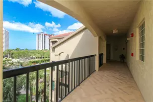 7024 Pelican Bay Blvd, Naples, FL 34108 - Photo 4