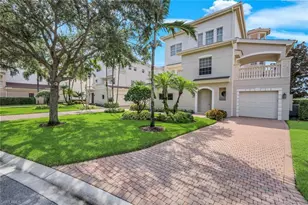 558 Avellino Isles Cir, Naples, FL 34119 - Photo 2