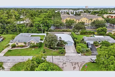 2200 Jasper Ave, Fort Myers, FL 33907 - Photo 4