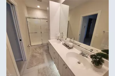 3536 Islandwalk Cir, Naples, FL 34119 - Photo 20