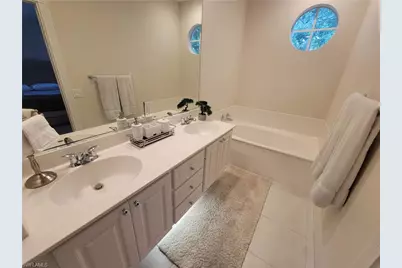 3536 Islandwalk Cir, Naples, FL 34119 - Photo 24