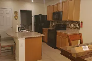 10709 Crossback Ln, Lehigh Acres, FL 33936 - Photo 6