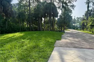 461 1st St NW, Naples, FL 34120 - Photo 46