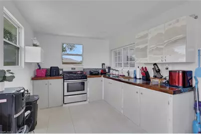 4075 24th Ave NE, Naples, FL 34120 - Photo 14