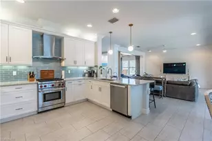 4347 Aurora St, Naples, FL 34119 - Photo 6