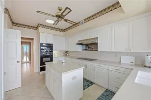 4301 Gulf Shore Blvd N, Naples, FL 34103 - Photo 10