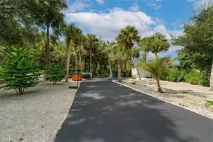 328 16th Ave NW, Naples, FL 34120 - Photo 44