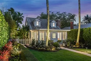 356 11th Ave S, Naples, FL 34102 - Photo 2